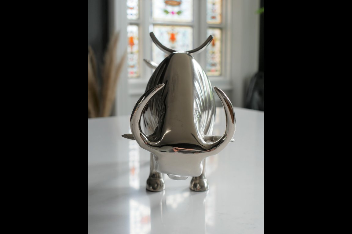 Bull Bottle Holder