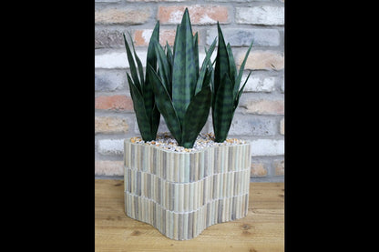 Planter & Artificial Plants