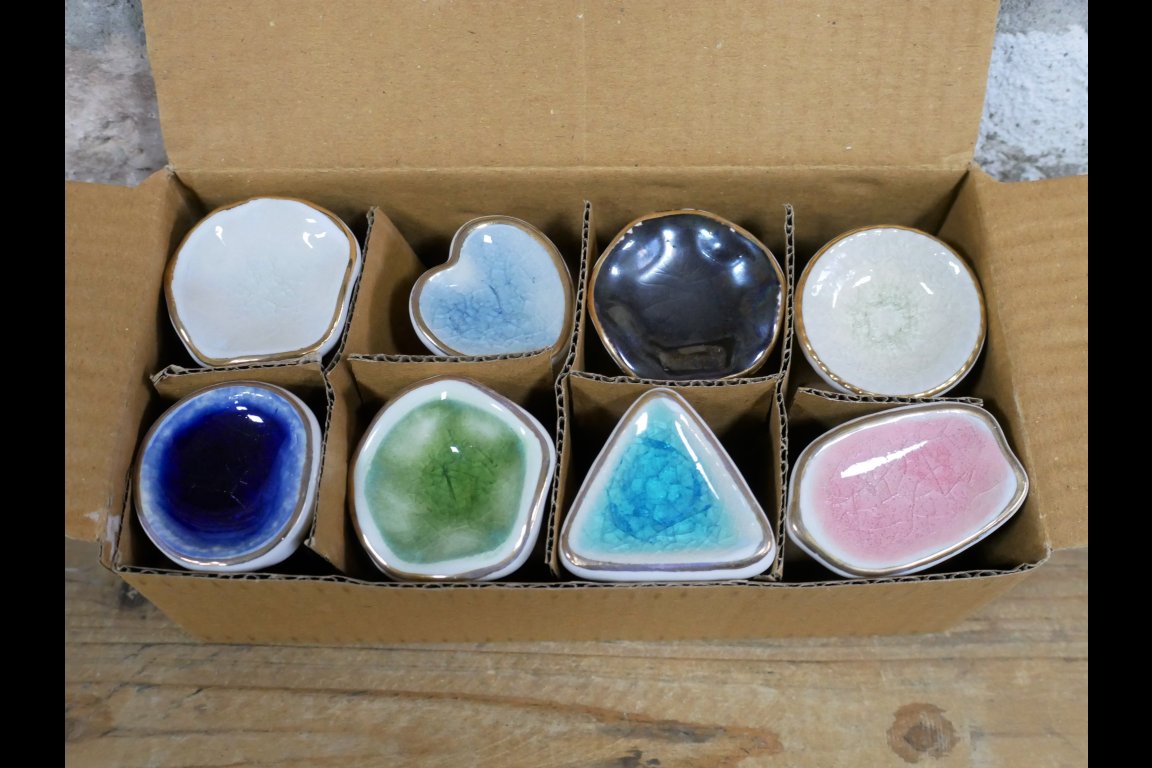 Set Of 8 Door Knobs
