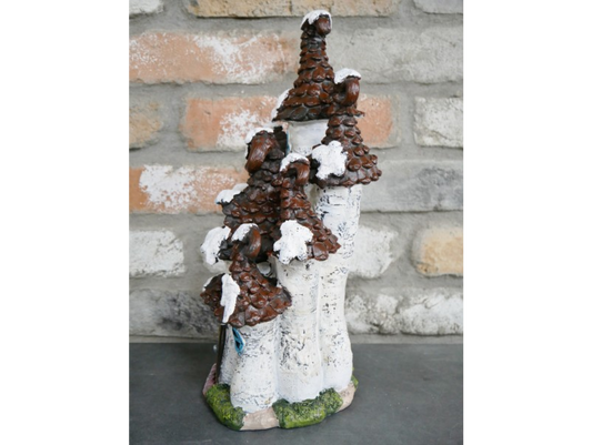 Pine Cone House (Large)