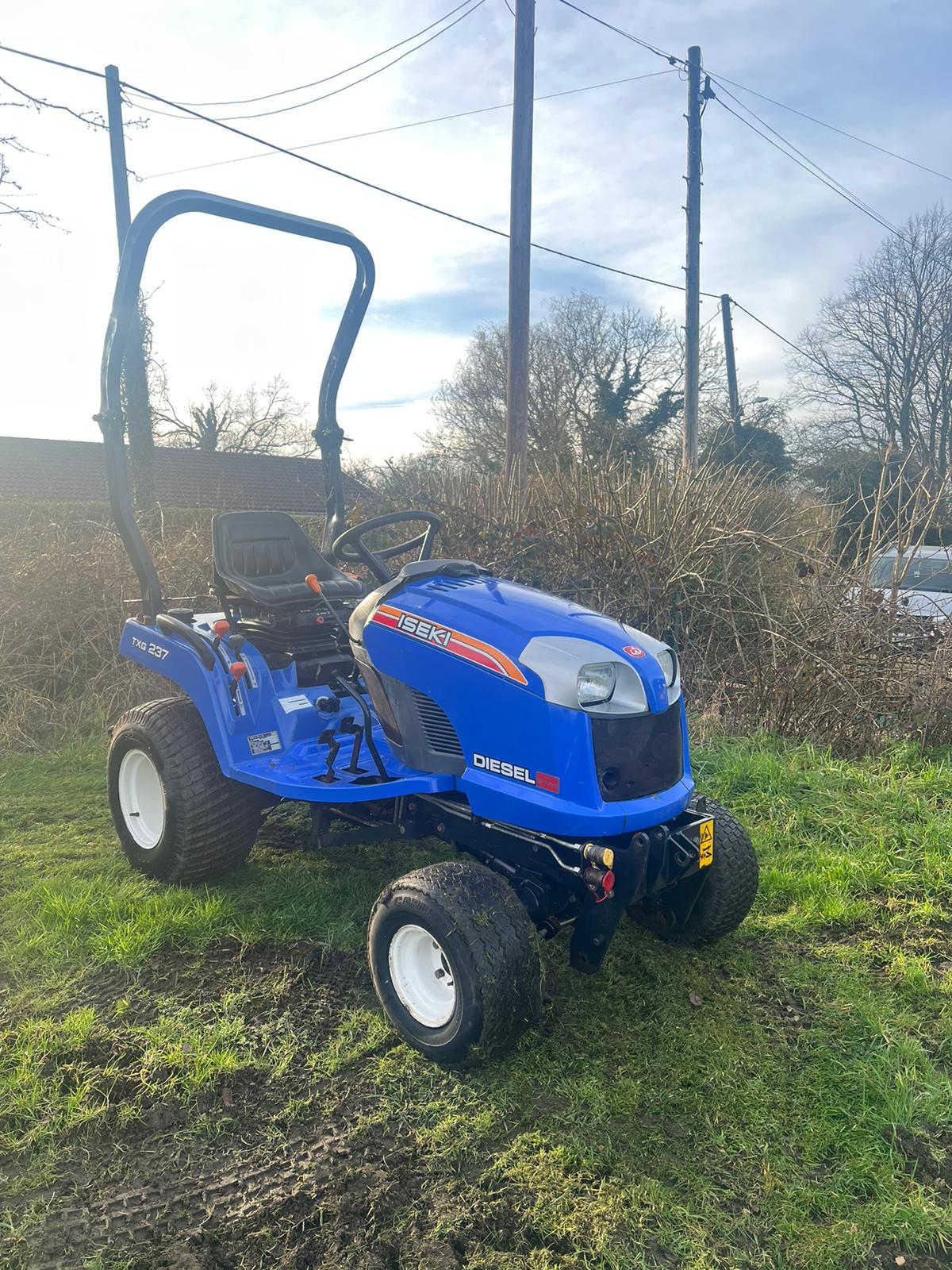 2015/65 PLATE ISEKI TXG 237 COMPACT TRACTOR 4x4