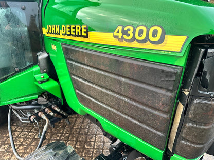 JOHN DEERE 4300 32HP 4WD COMPACT TRACTOR