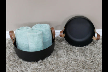 Set Of 2 Bowls / Planters