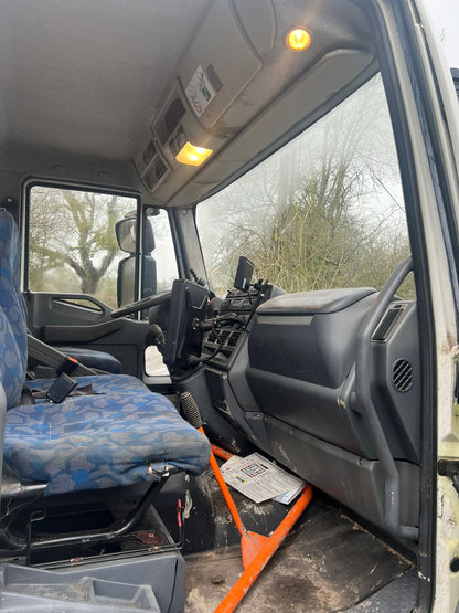 IVECO SCARAB MERLIN ROAD SWEEPER LORRY