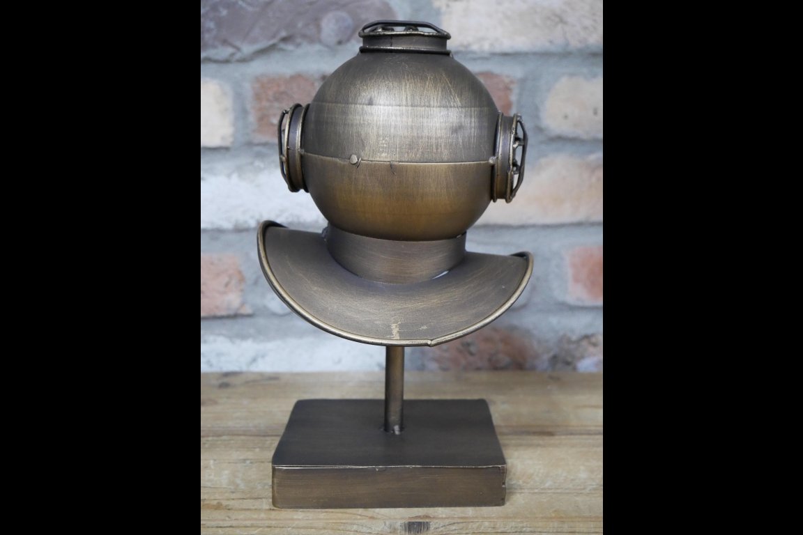 Divers Helmet Clock