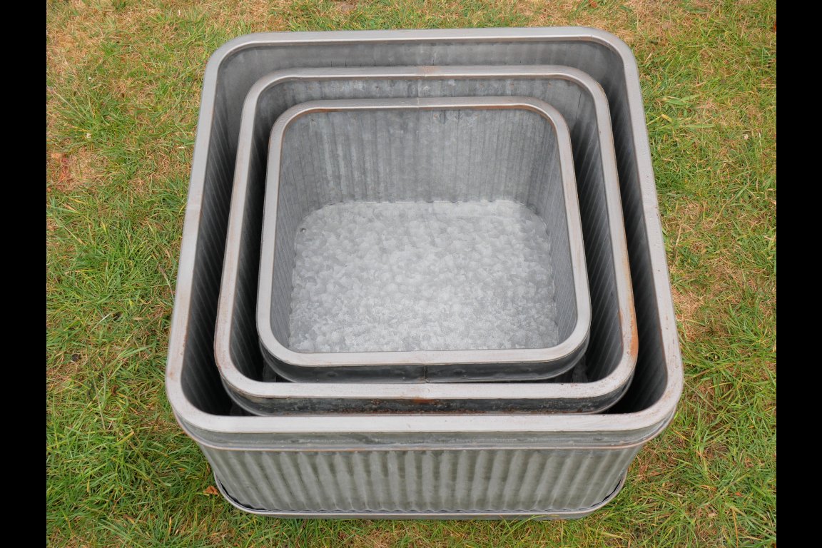 Set Of 3 Square Tubs