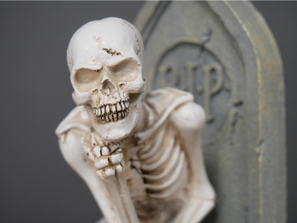 Skeleton On The Loo
