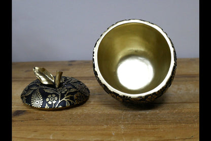 Black & Gold Apple