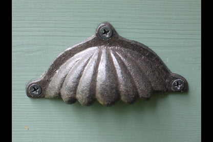 Handle