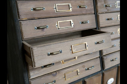 Wall Storage Unit