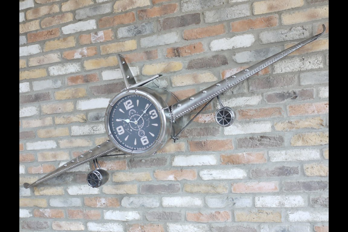 Aeroplane Clock