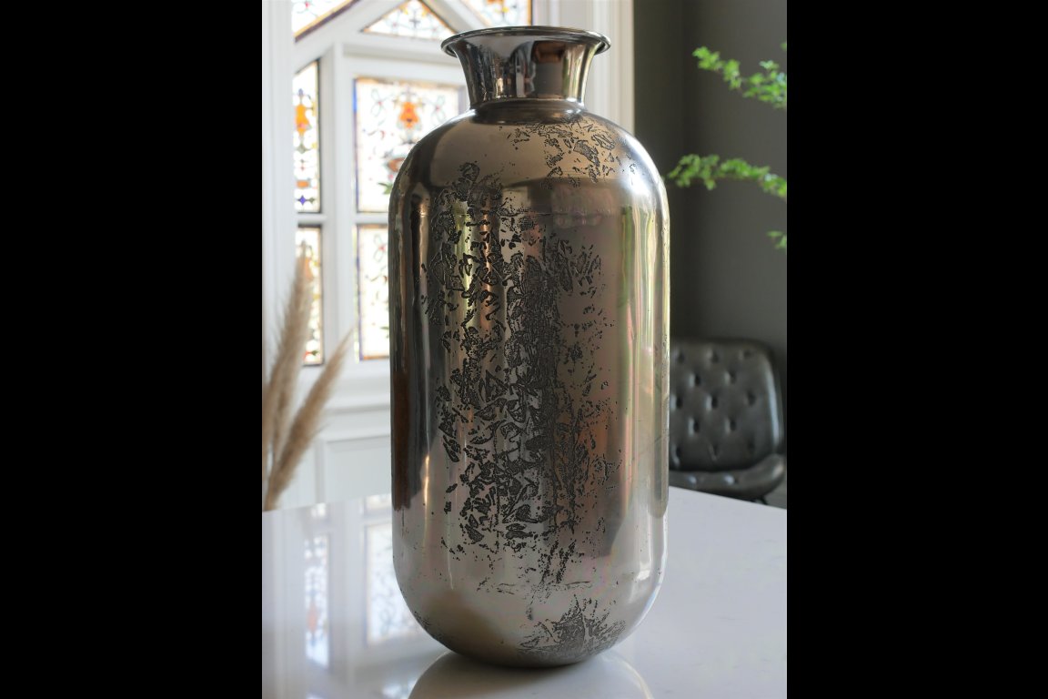 Aluminium Vase - Large (Silver)