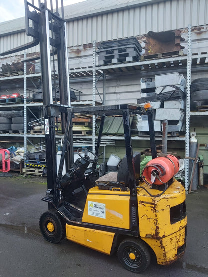 YALE 2 TONNE GAS FORKLIFT TRUCK