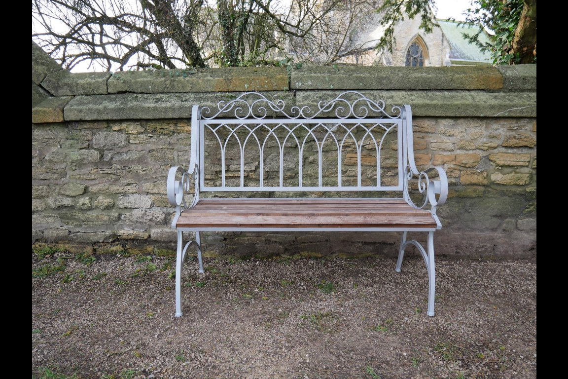 Lincoln Bench