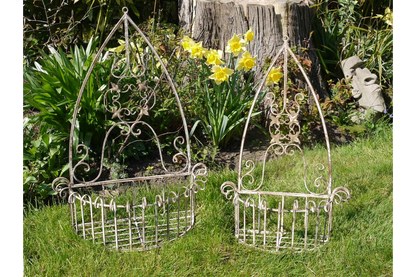 Set Of 2 Wall Planters
