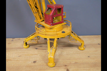 Crane Light