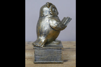 Reading Owl