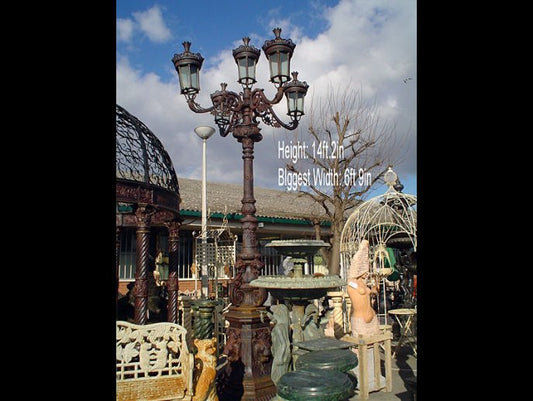 Giant Lamp Post