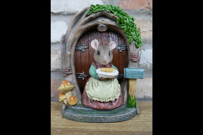 Mouse Door - Solar Light