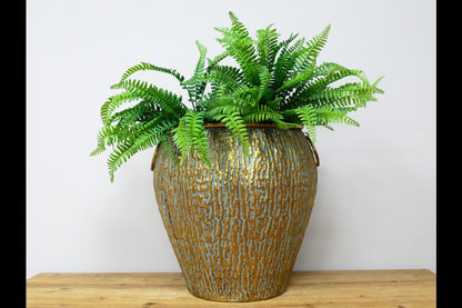 Planter / Vase