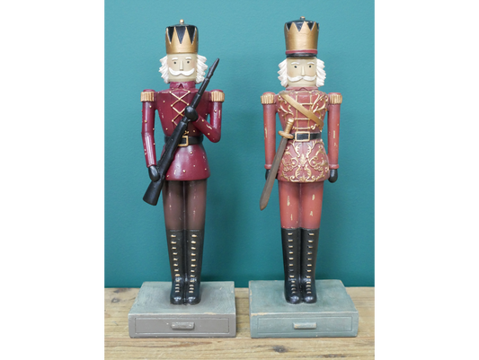 Set Of 2 Soldiers