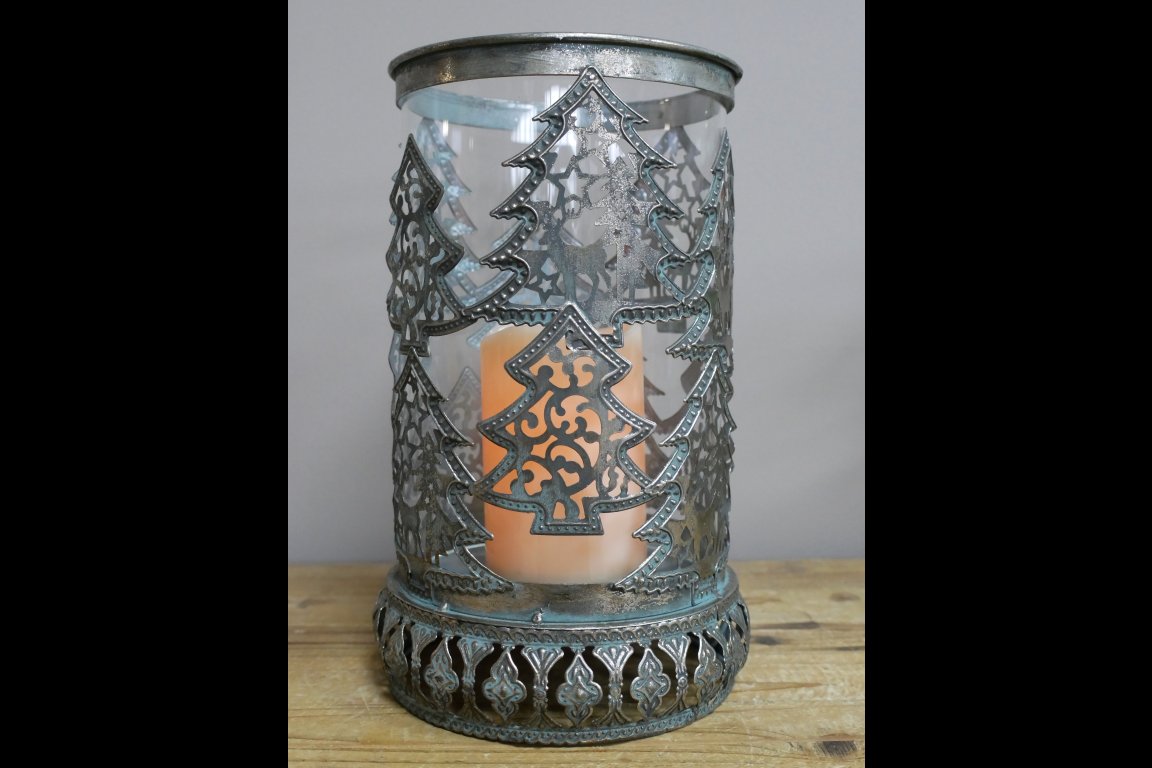 Round Tree Lantern