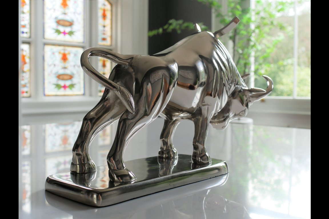Bull Bottle Holder With Base