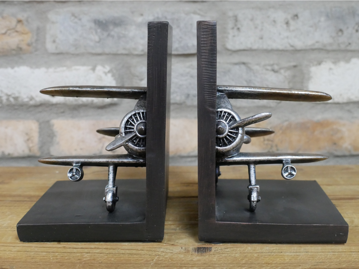 Aeroplane Bookends