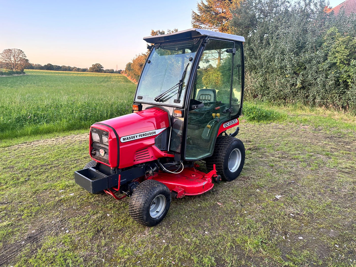 2009 MASSEY FERGUSON GC2300 23HP 4WD COMPACT TRACTOR