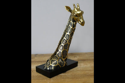 Giraffe Head (L)
