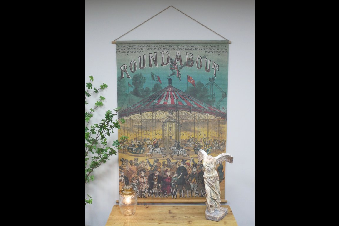 Canvas Wall Art - Roundabout