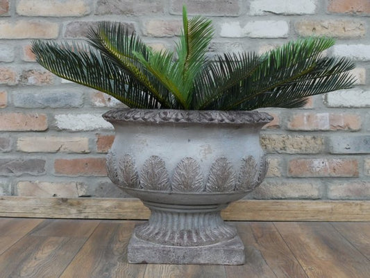 Urn