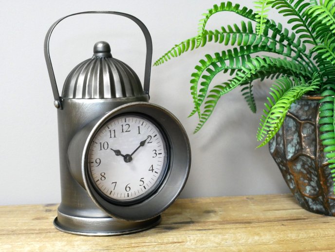 Railway Lamp Clock