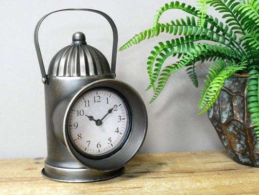 Railway Lamp Clock