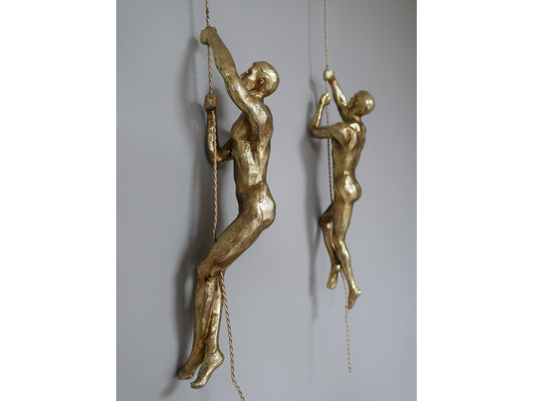 Set Of 2 Climbing Men