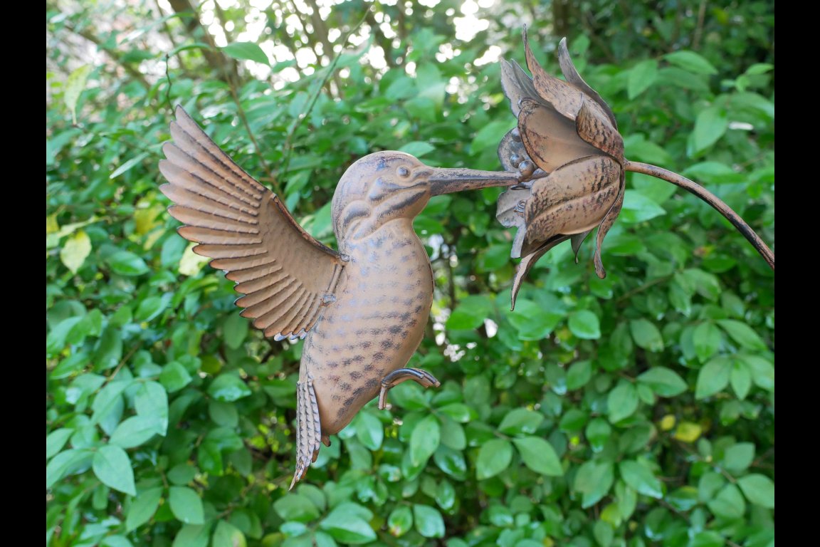 Rusty Hummingbird Stake