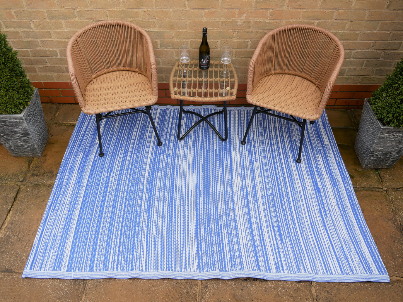 Outdoor Rug (210 x 150)