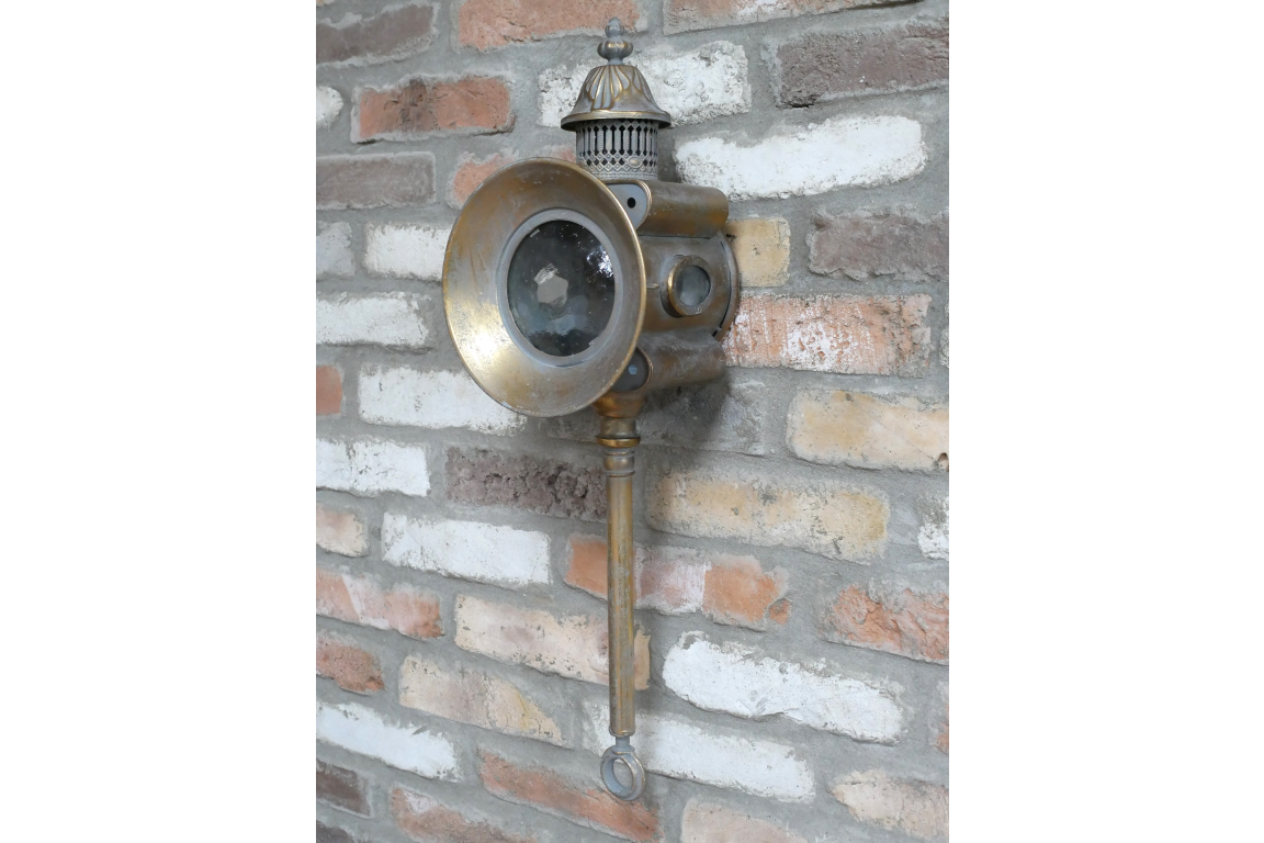 Wall Lantern