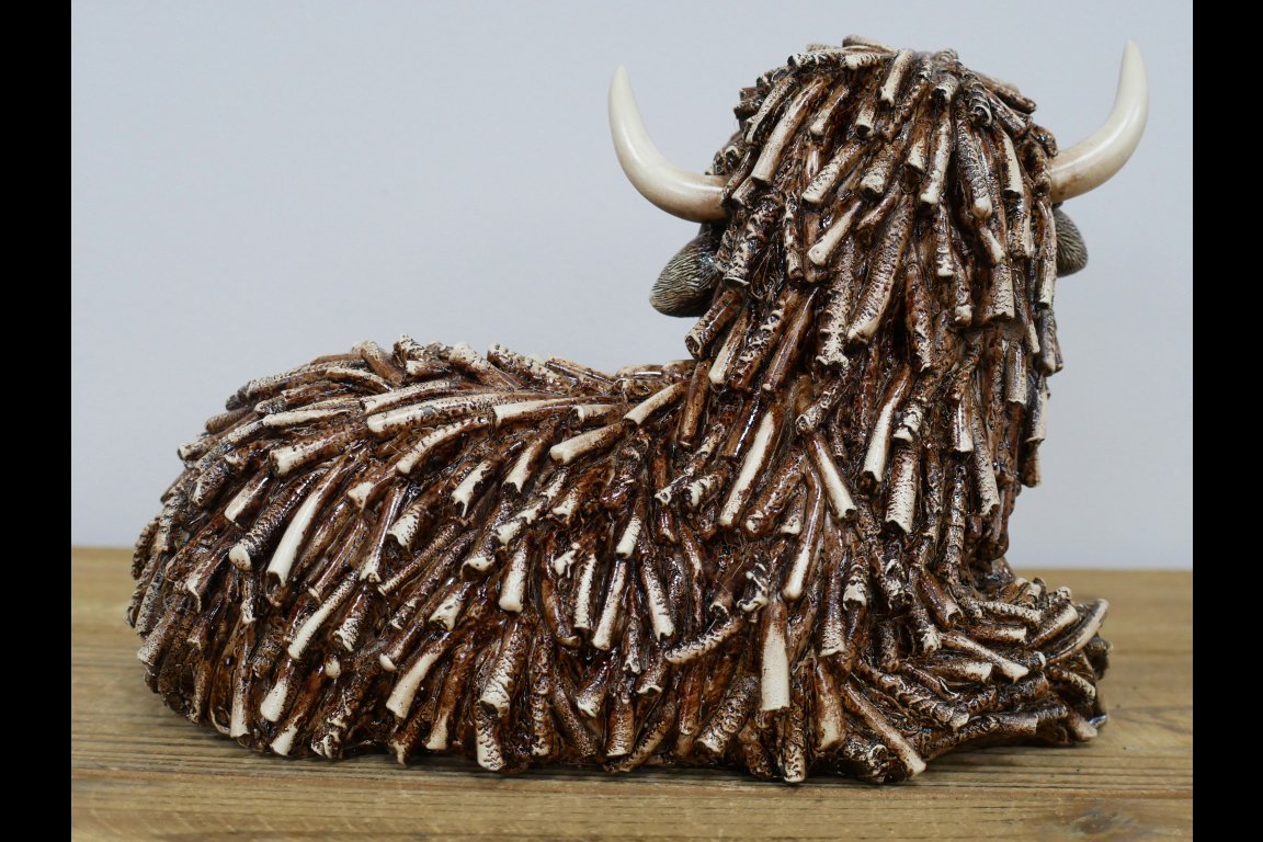 Laying Cow - Large