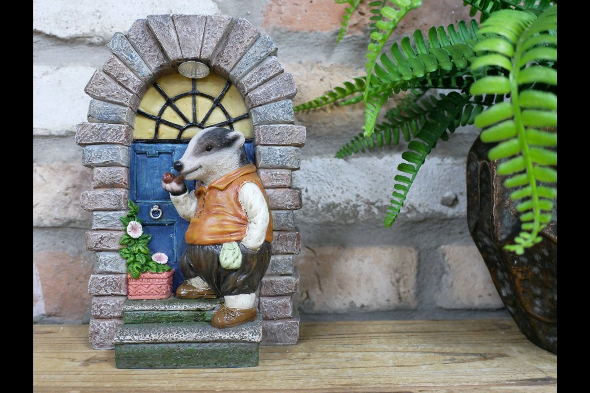 Badger Door - Solar Light
