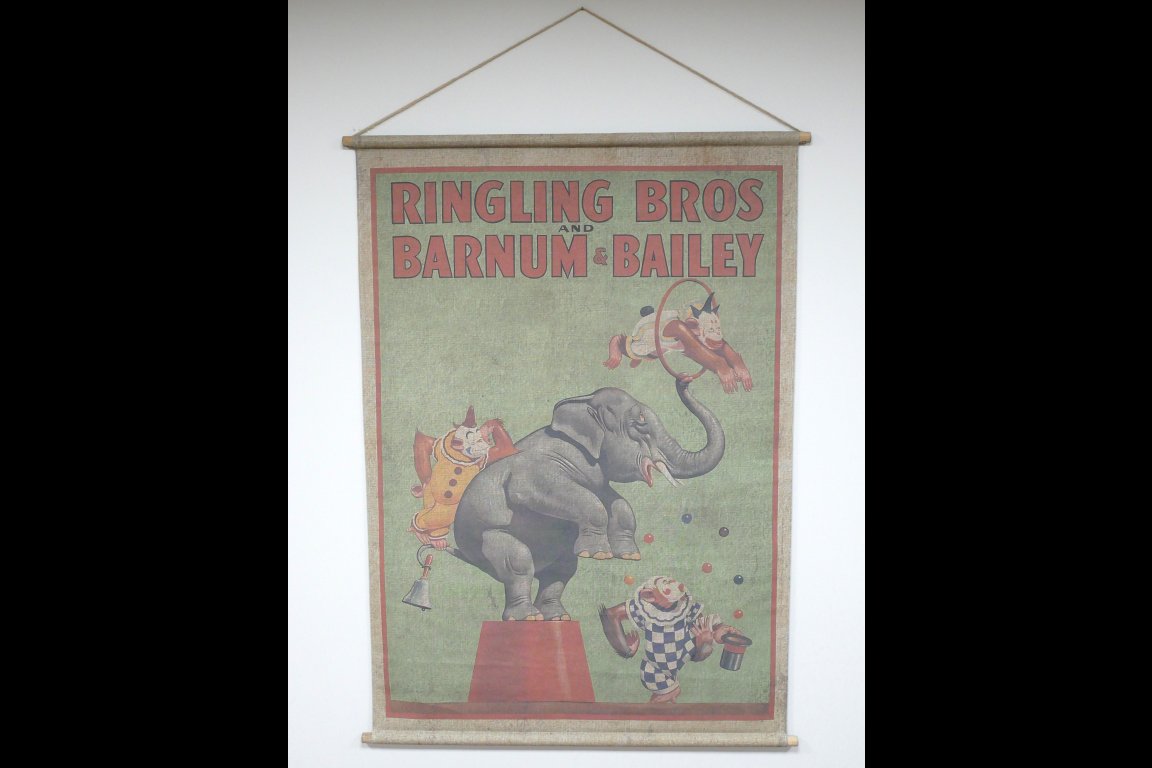 Canvas Wall Art - Monkey Clowns