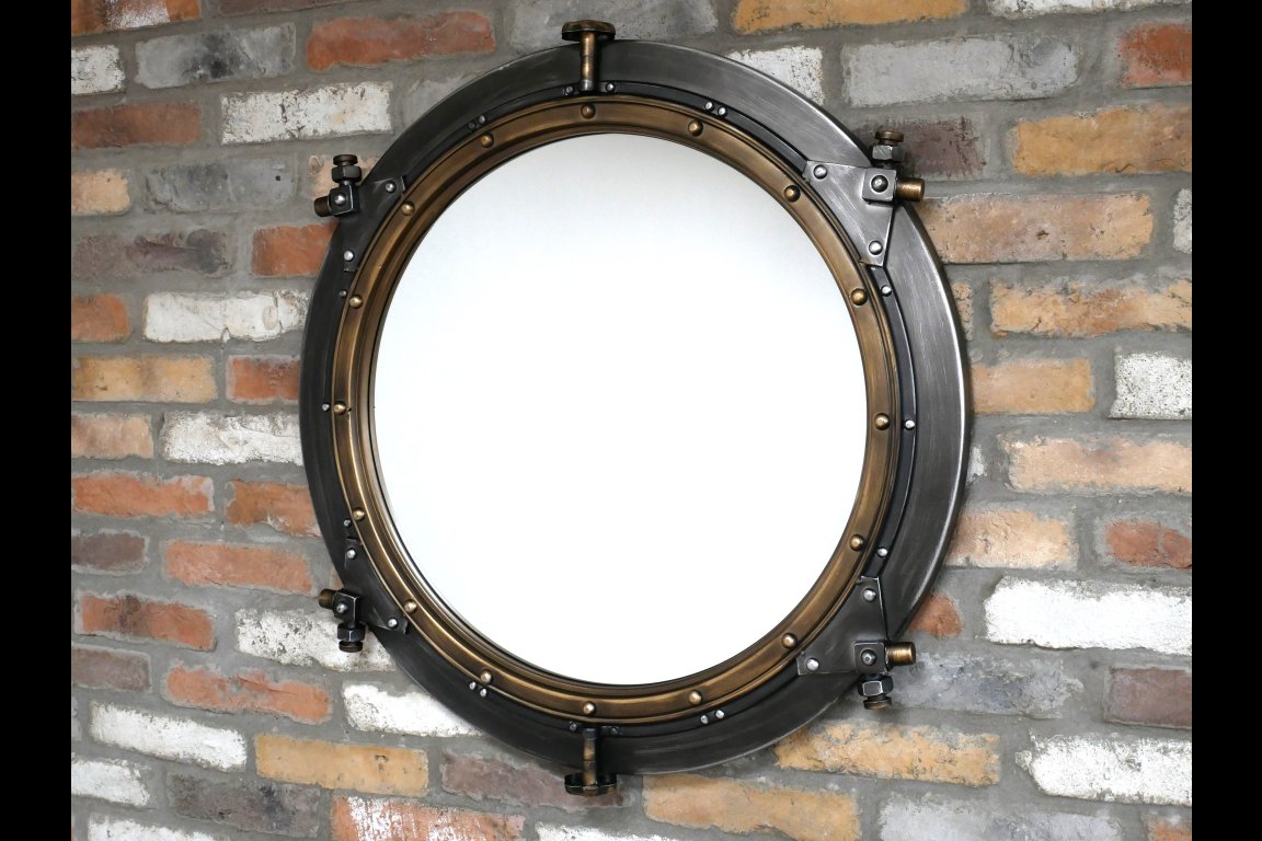 Circle Mirror