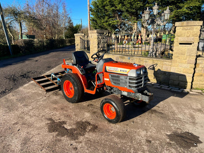 KUBOTA B1410 4WD COMPACT TRACTOR WITH WESSEX 4FT MENAGE LEVELLER