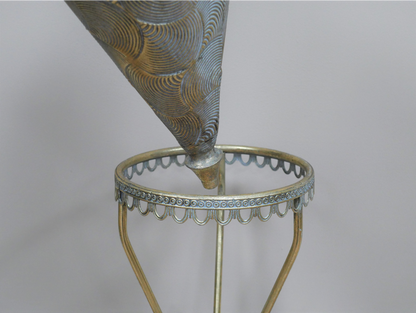 Vase With Stand