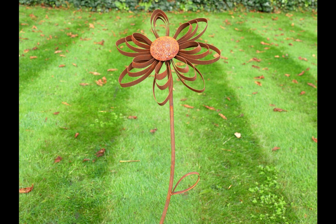 Rusty Flower Stake