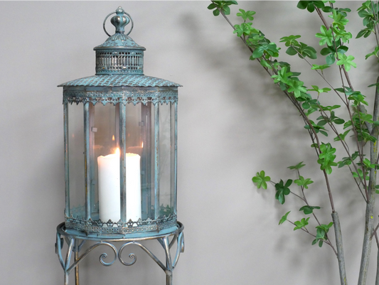 Lantern On Stand - Medium