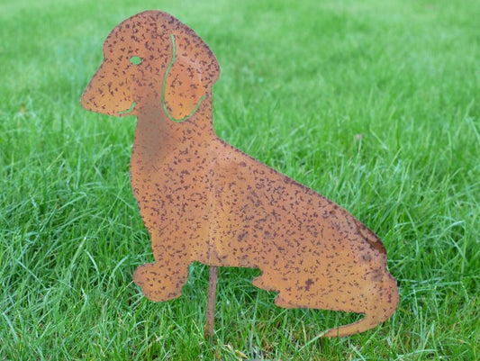 Sitting Rusty Dog Stake