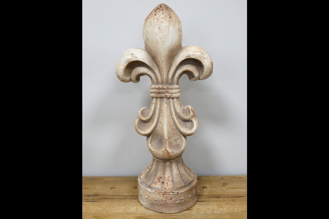 Fleur-De-Lis