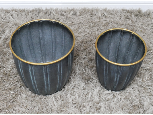 Set Of 2 Planters