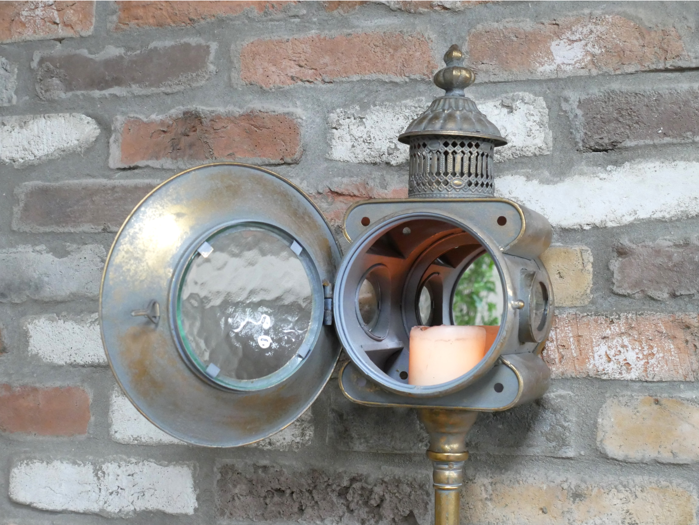 Wall Candle Holder